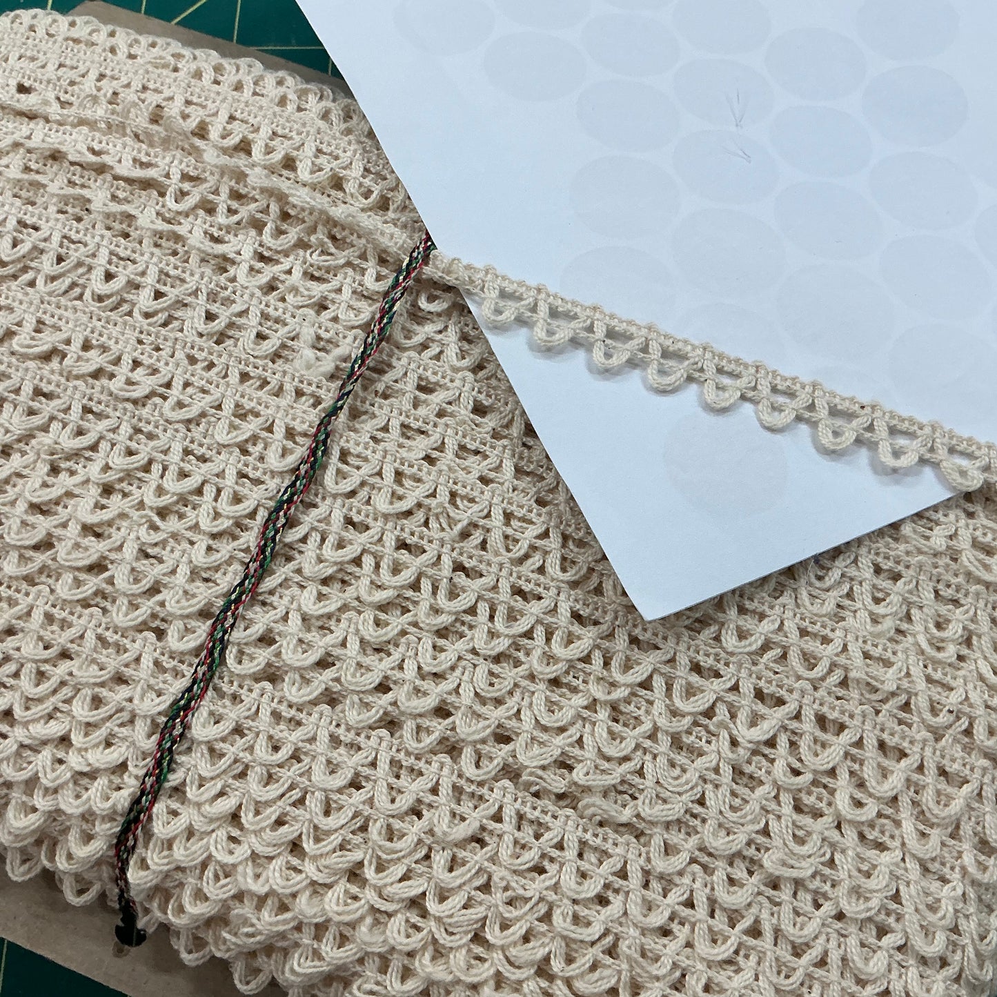 Cream Edging Lace Trim - 11mm wide