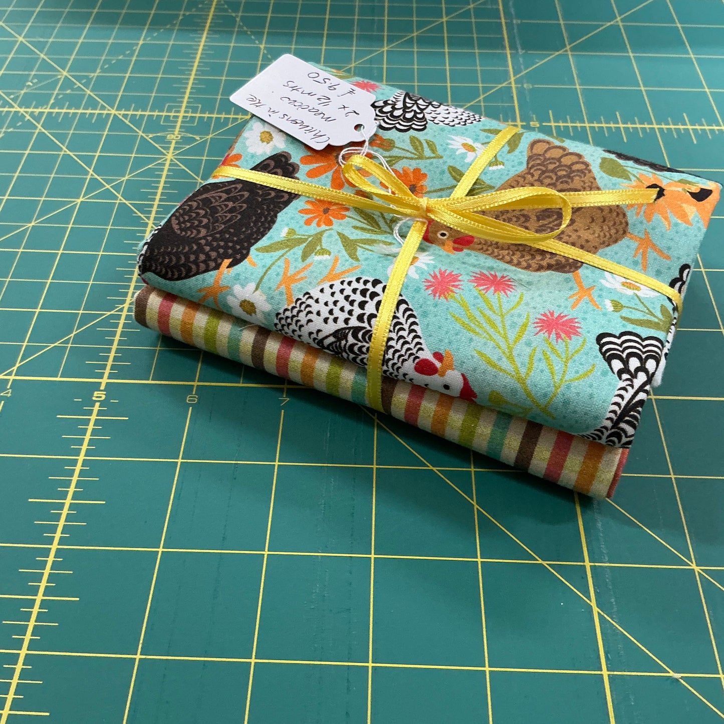 Chickens in the Meadow - Half Mtr Bundle