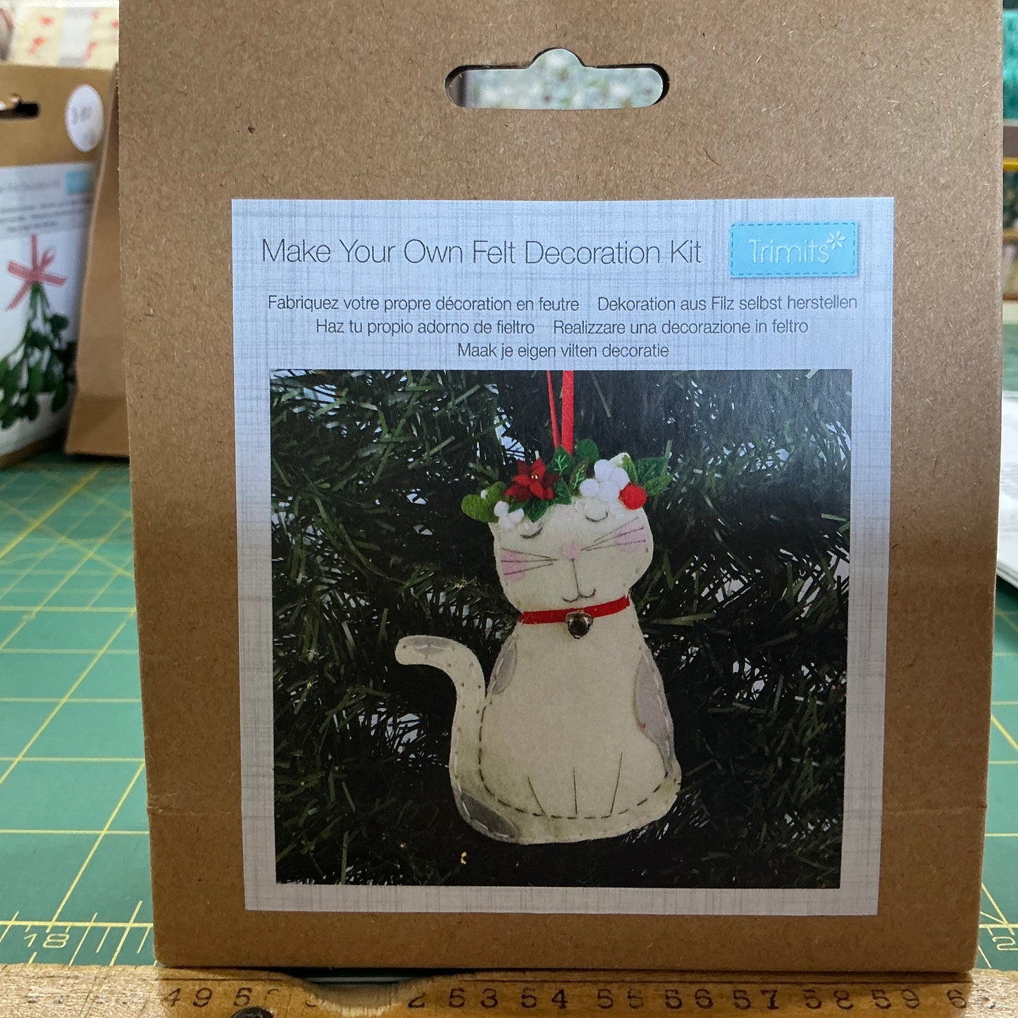Make A Felt Cat Decoration