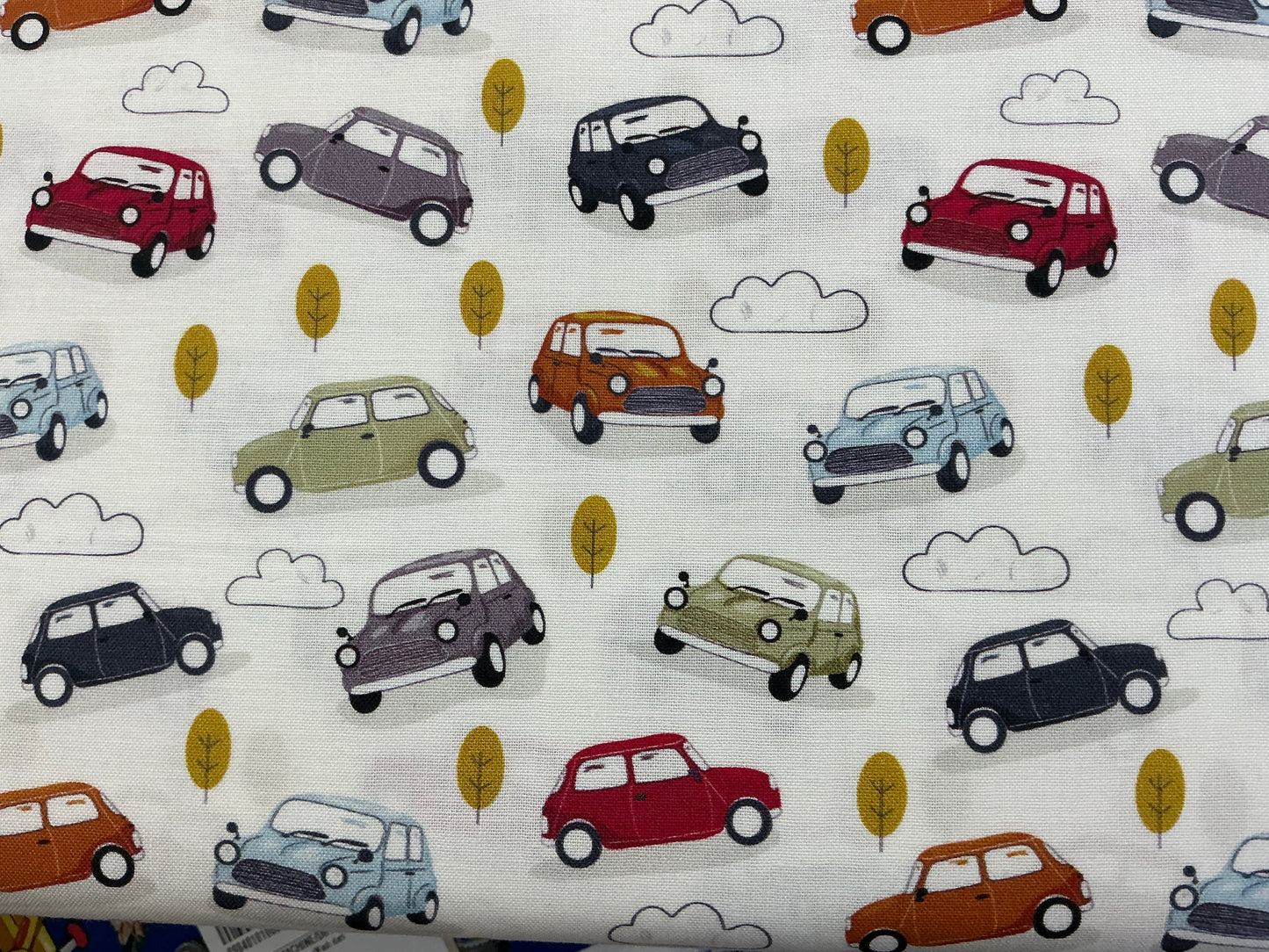 Minis Retro Vibes - Multicoloured on White