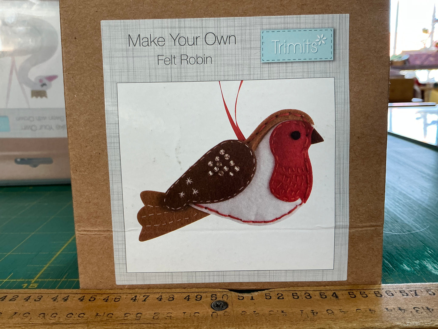 Make A Felt Robin Decoration