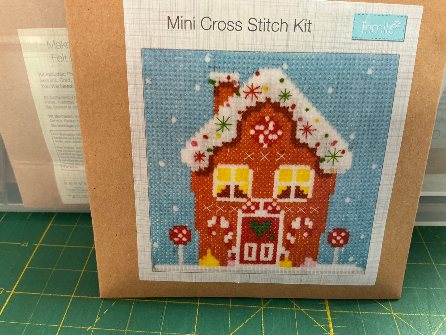 Gingerbread House - Mini Cross Stitch Kit