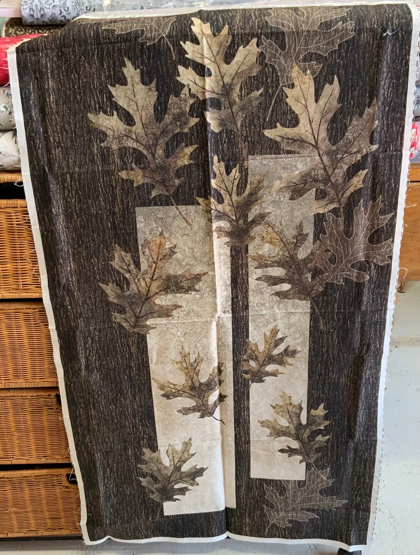 Bark & Leaves Print - Oakwood - Panel