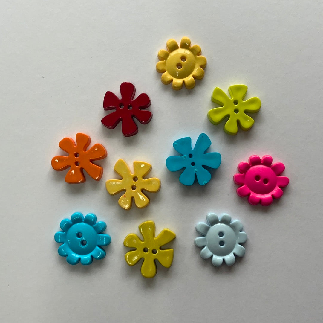 Medium Plastic Flowers