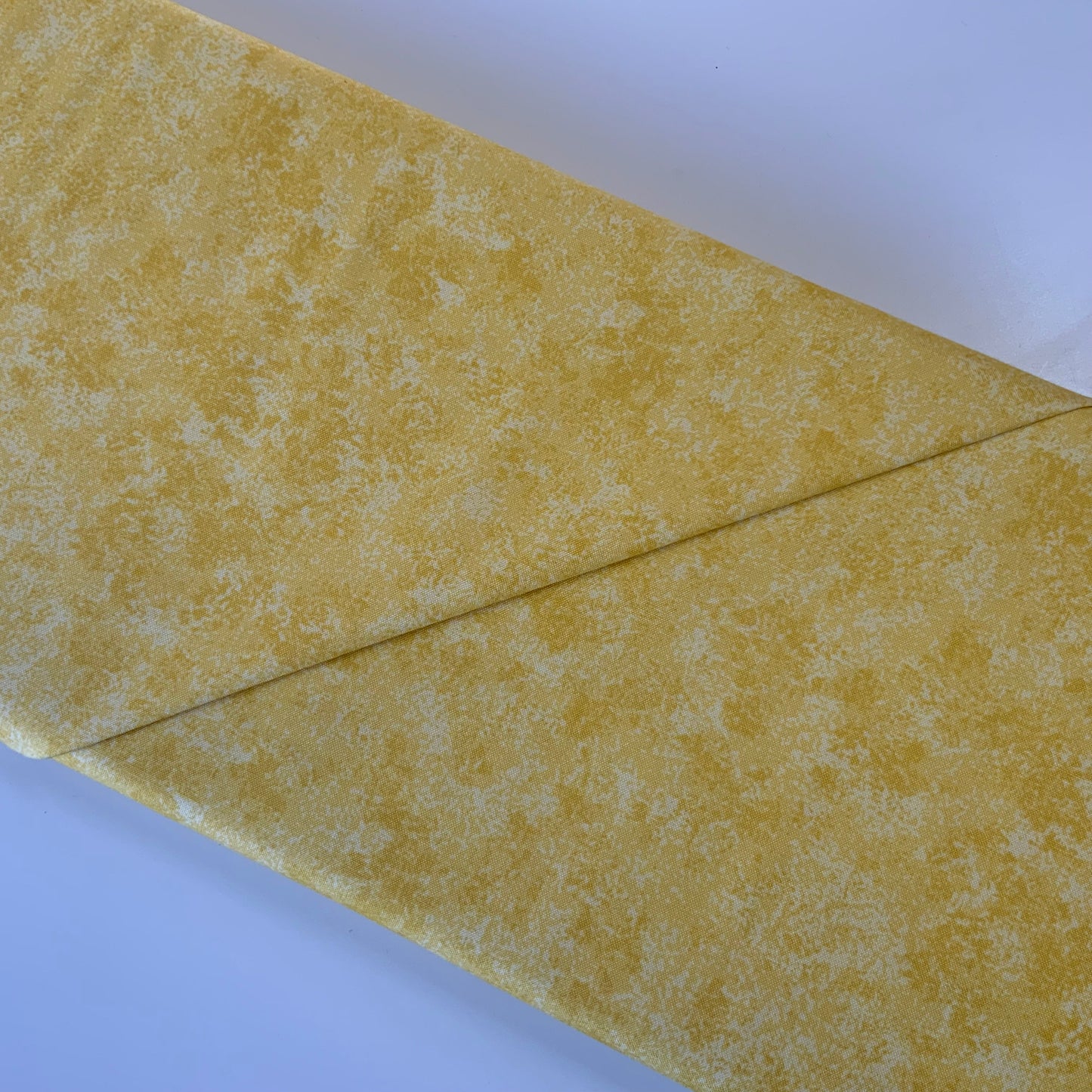 Spraytime Warm Yellow - Fat 1/8ths