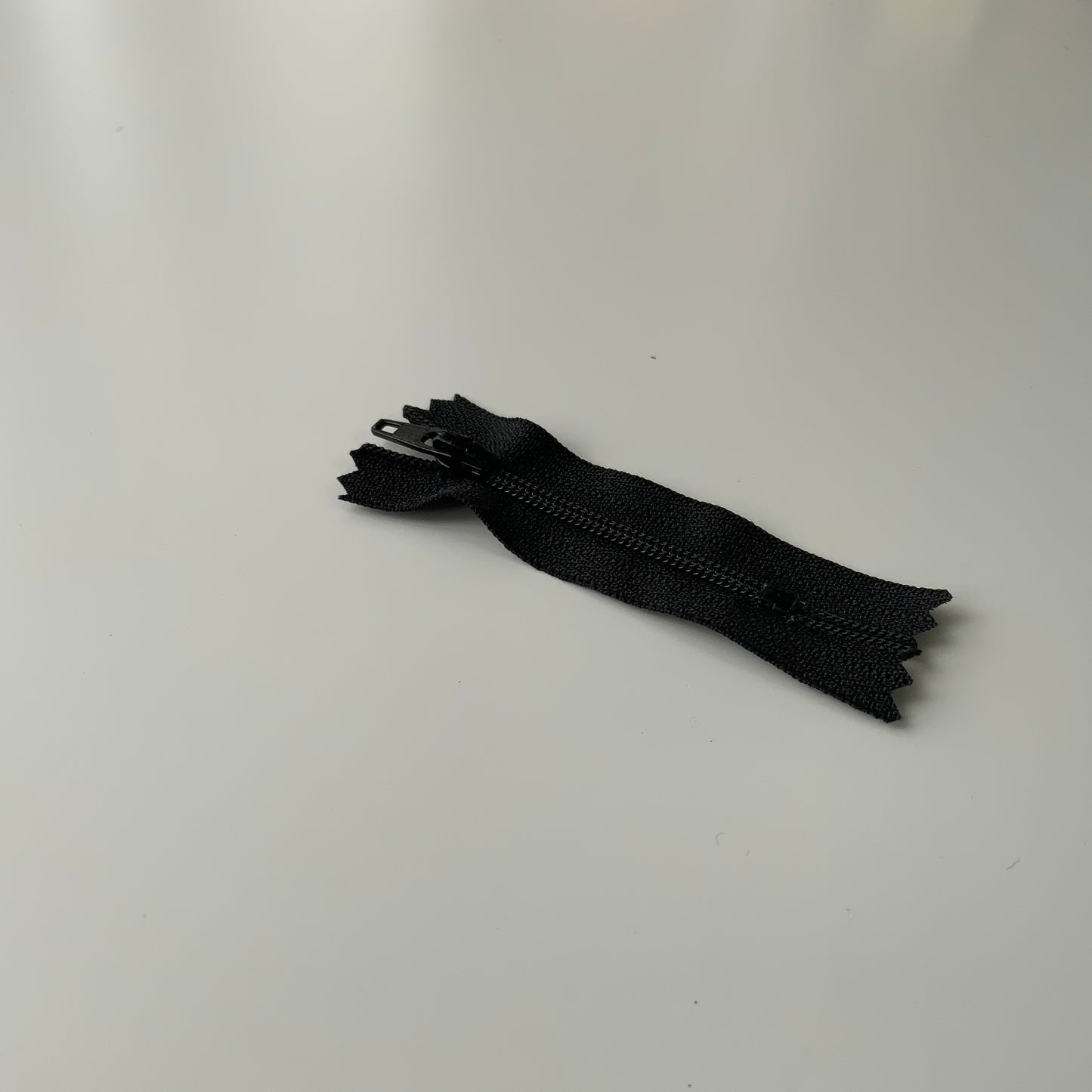Zip 3” Black