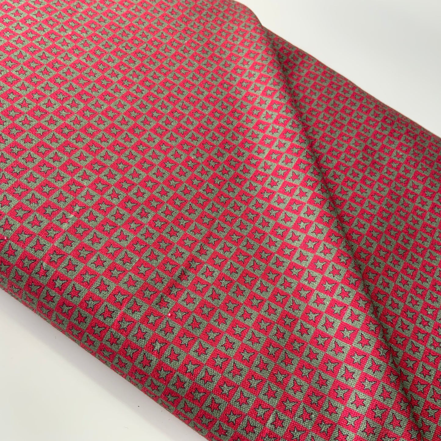 Red & Green Stars on Contrasting Coloured Squares