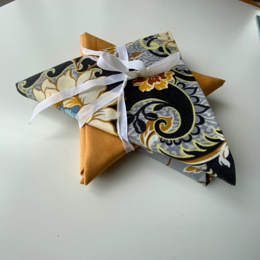 Caramel & Floral Fat Quarter Bundle