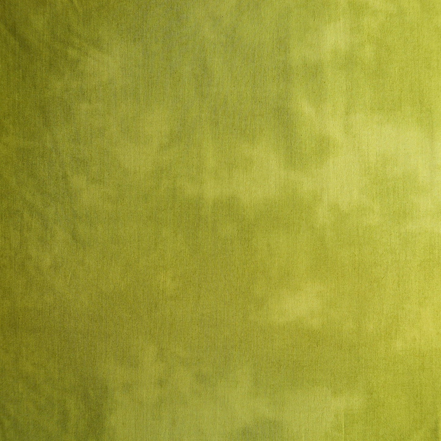 Quilters Shadow Mid Lime #813