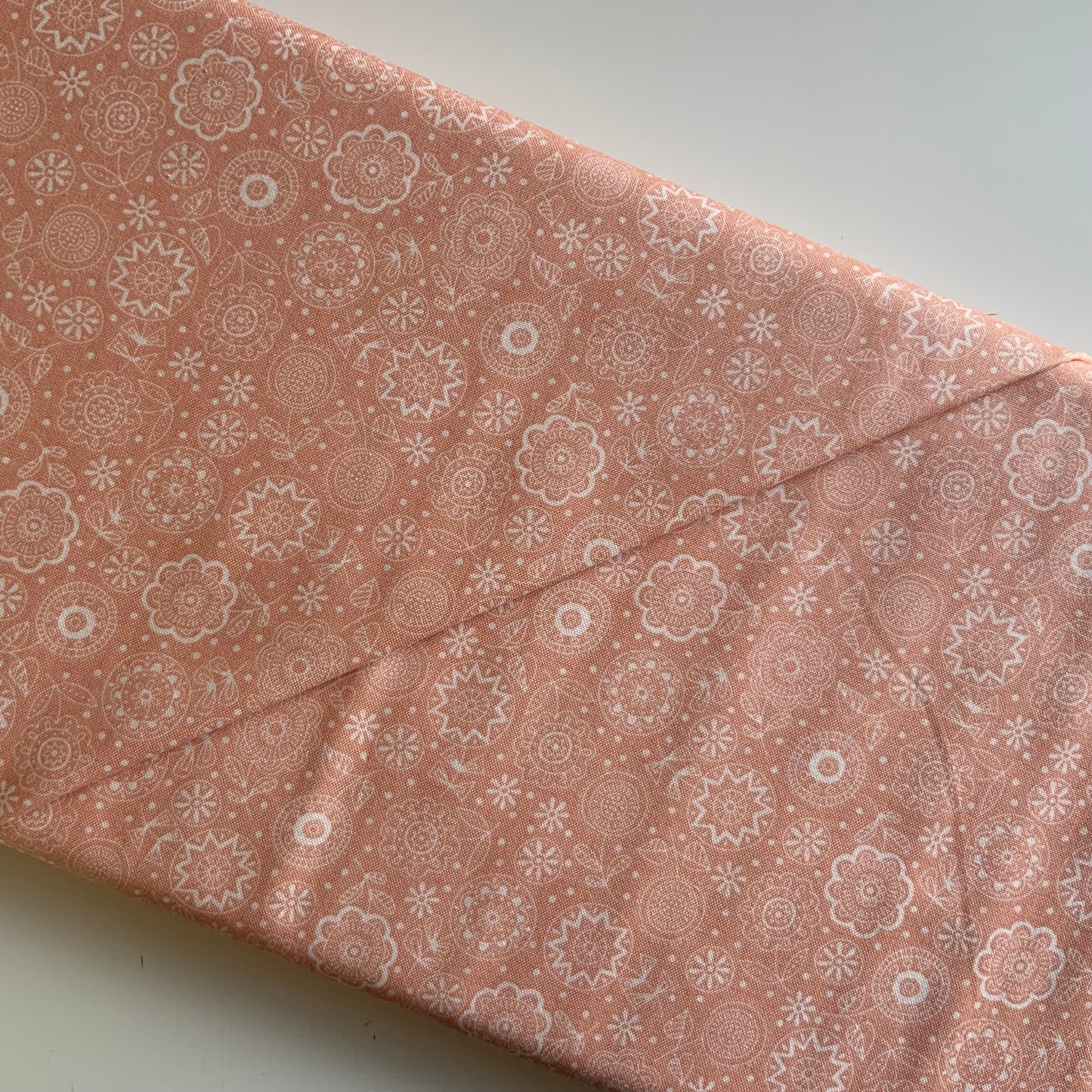 Doodle Days Tonal Flowers Pale Peach - End of bolt 1.25m