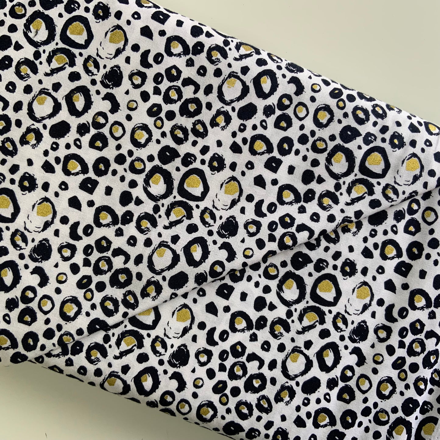 Ocean Drive Gold And Black Spots