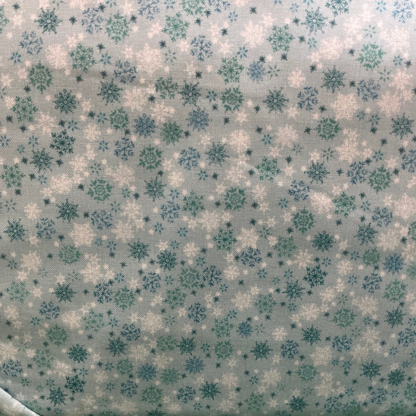 Snowflakes - Frosty Blue - Country Christmas