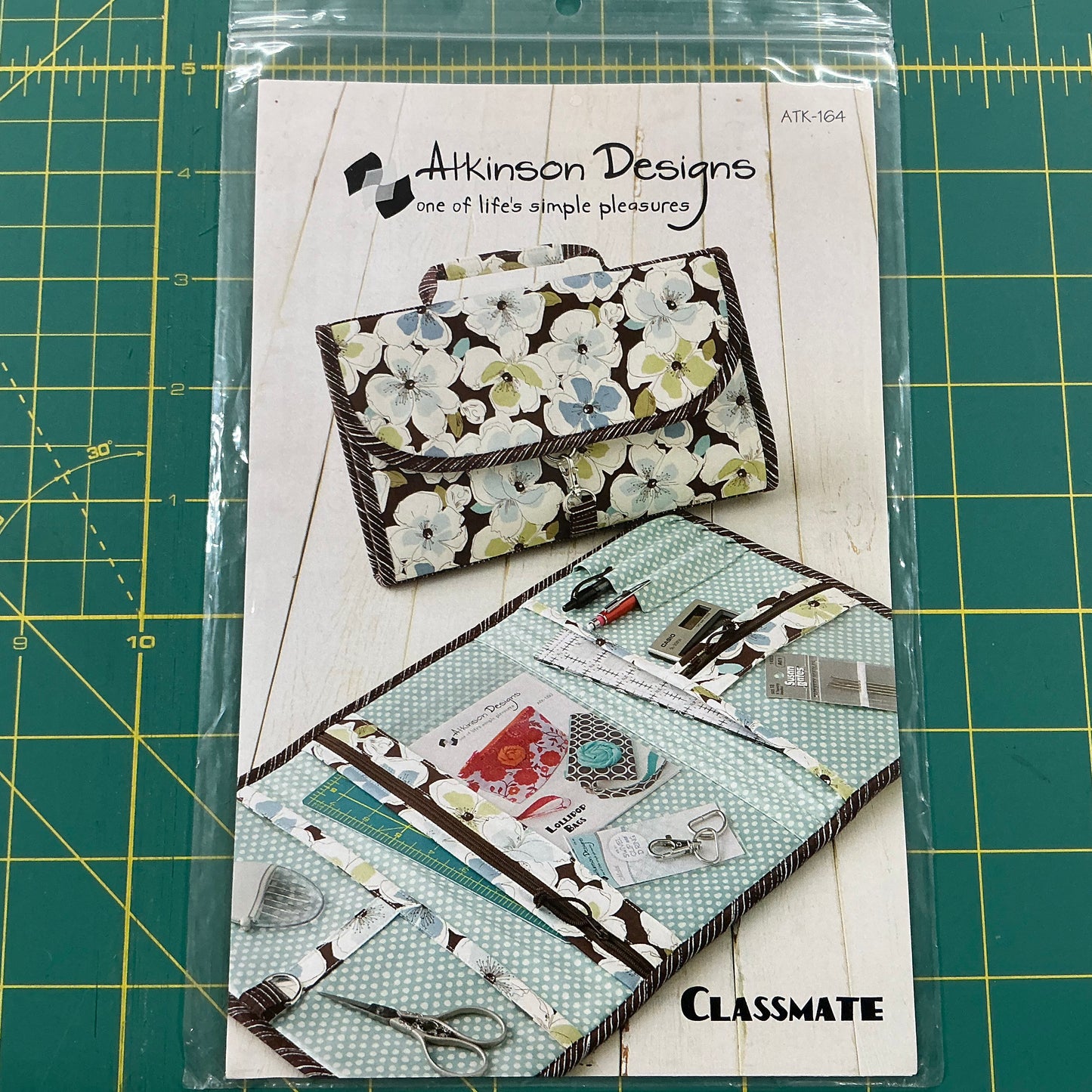 Classmate Folder Pattern - Atkinson Designs