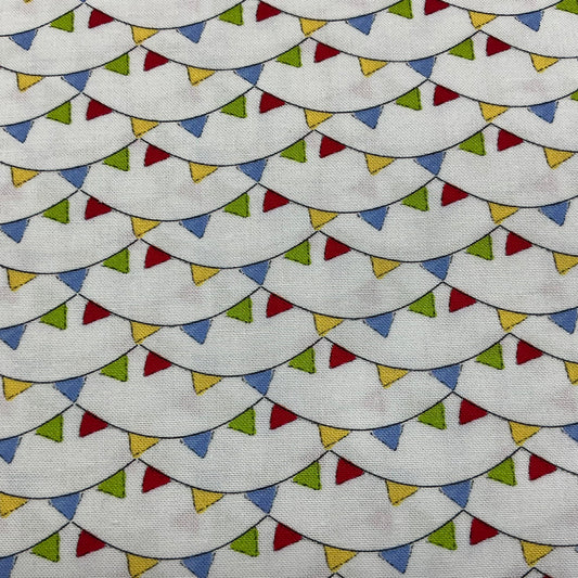 Bunting - White - Sundaes by the Sea - End of Bolt 1.5 Mtrs