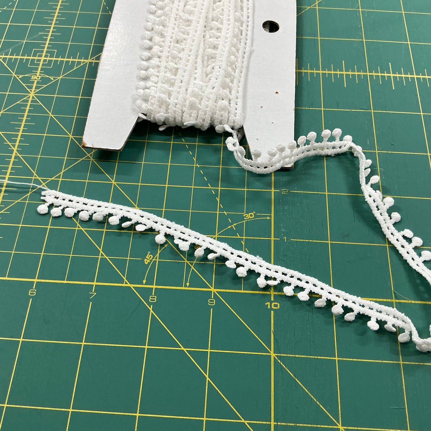 Narrow Braid, Flat Pom Poms - White - Approx 10mm Wide