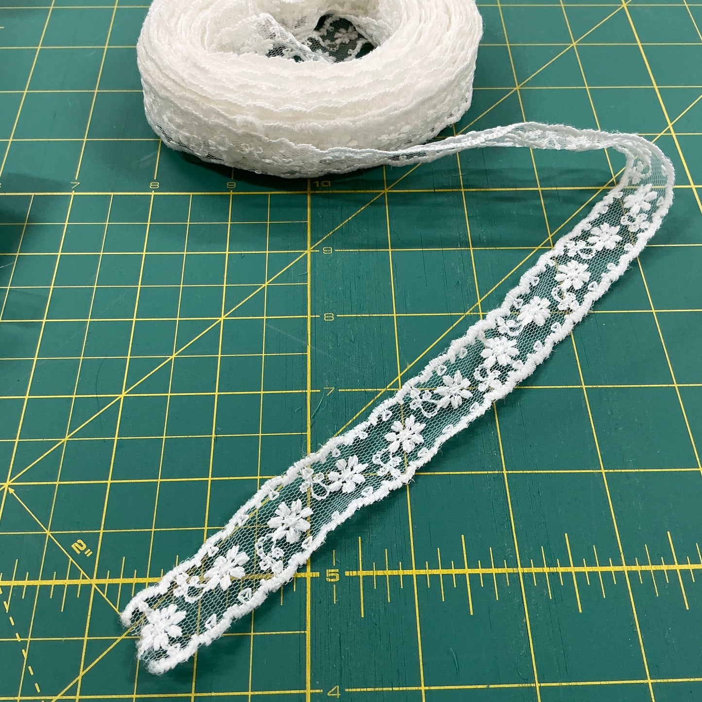 Embroidered Net Lace - White - Approx 17mm Wide