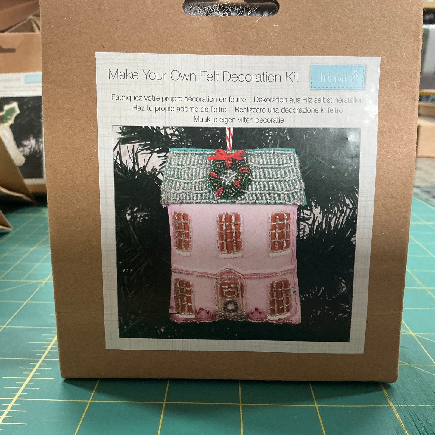 Beaded House - Felt Decoration Kit