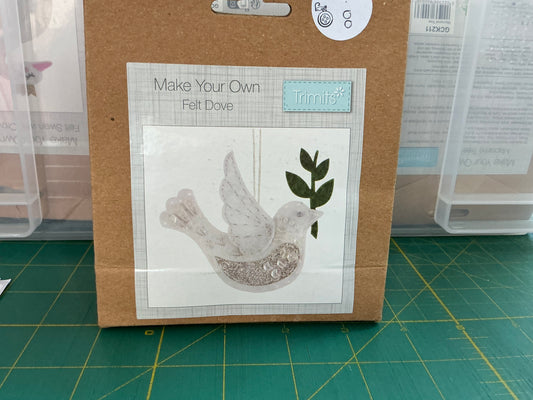 Felt Scandi Dove - Decoration Kit