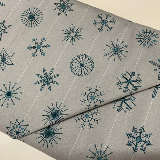 Snowflakes on Grey - Natale
