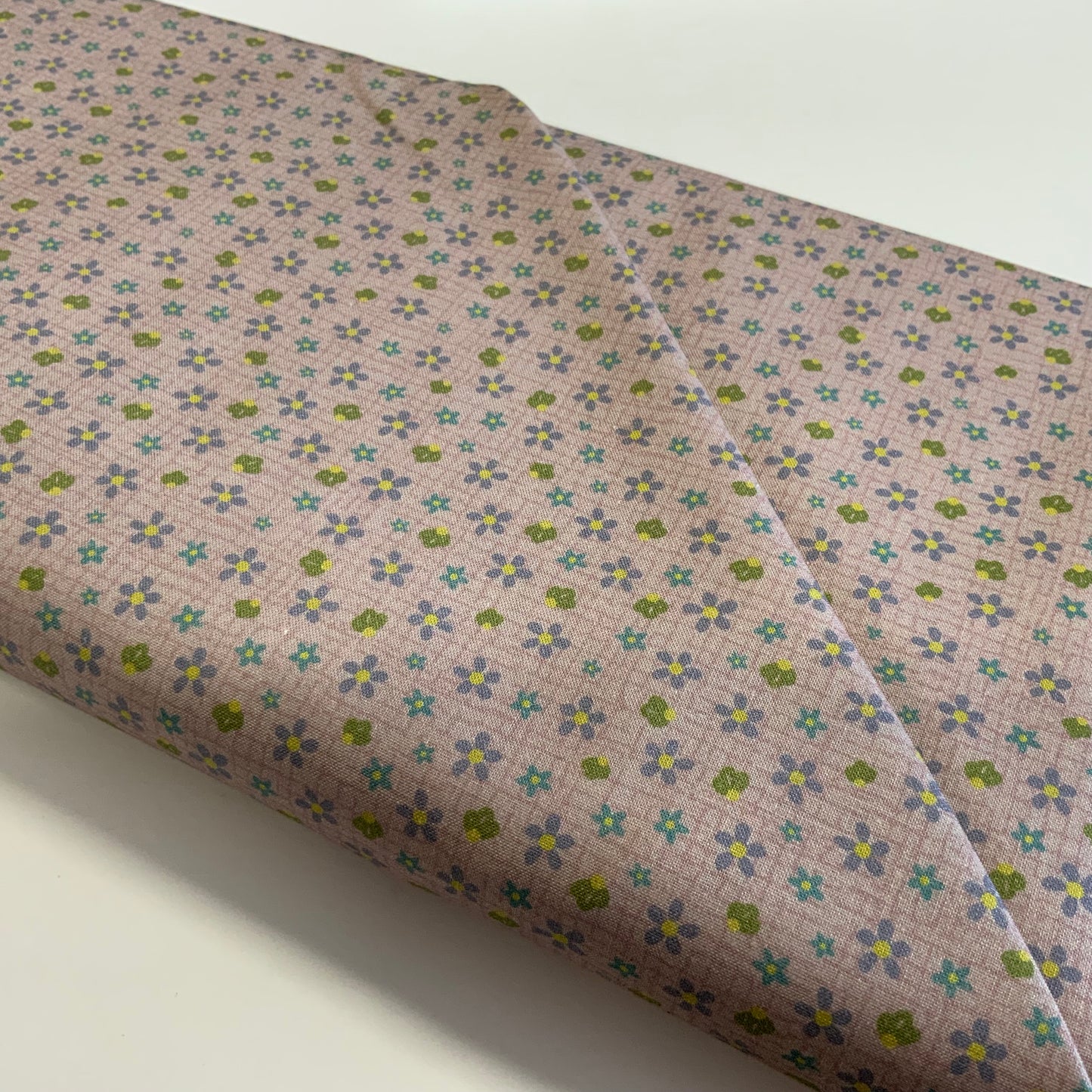 Tiny Daisies on Soft Rose Background - Lynette Anderson