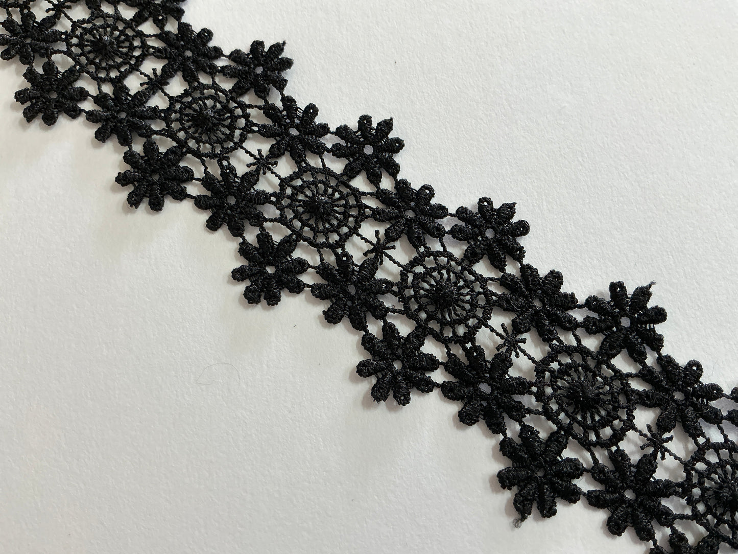 Black Lace Floral 40mm