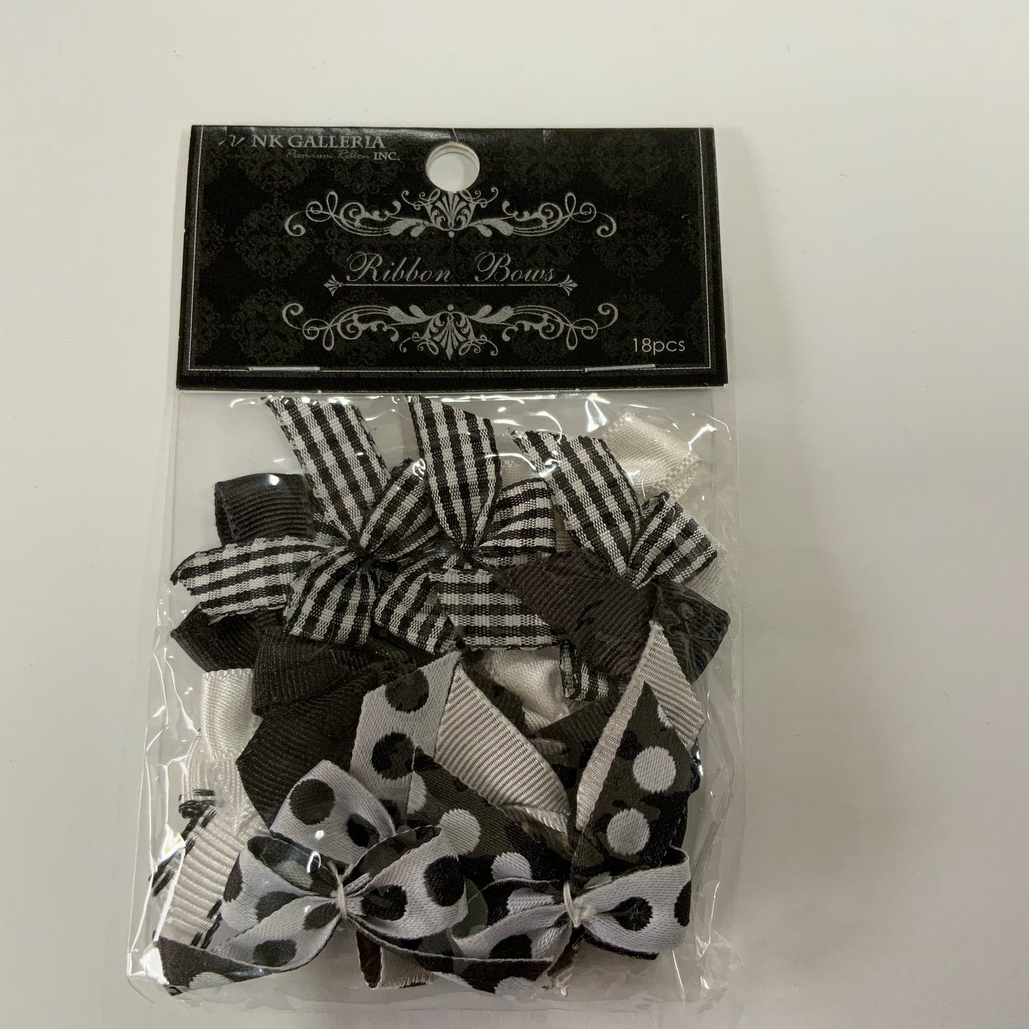 Ribbon Bows - Black & White